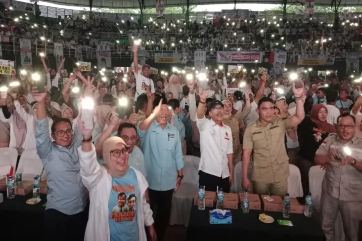 Gus Muhdlor Dukung Prabowo,...