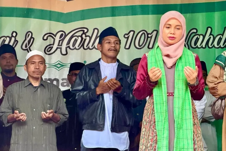 Beri Motivasi, Atikoh...