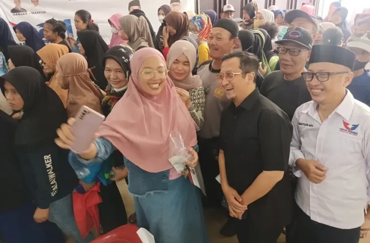 Momen Caleg Perindo...