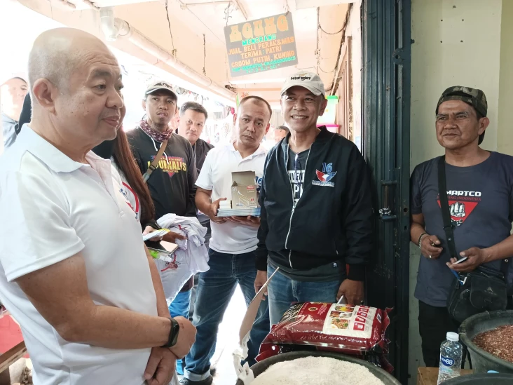Pedagang ITC Kebon Kalapa...