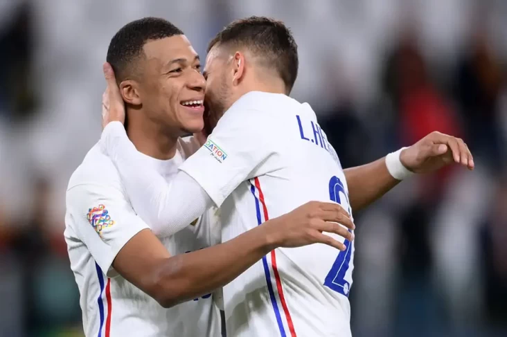 Lucas Hernandez Berharap...