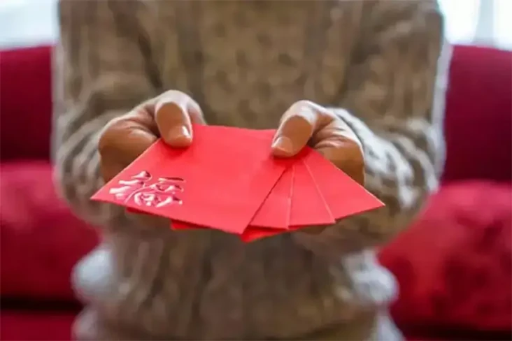 7 Fakta Menarik Angpao...