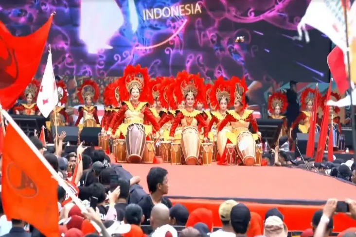 Hajatan Rakyat di Cibinong...