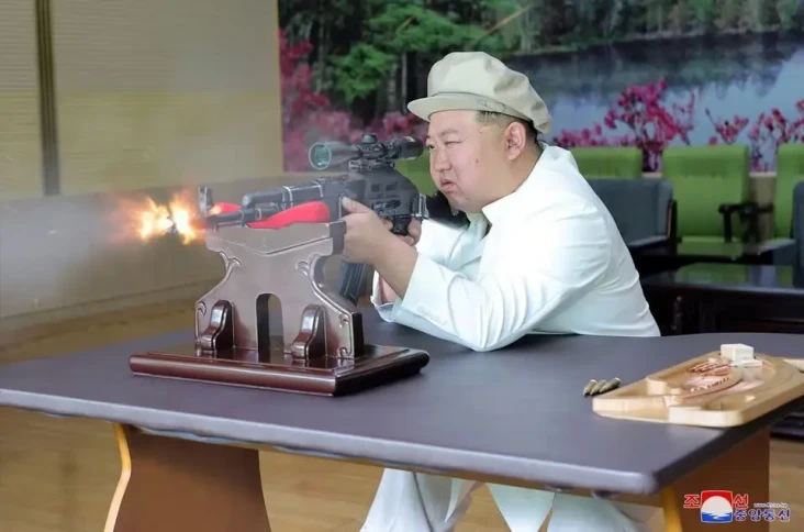 Kim Jong-un: Korea Utara...