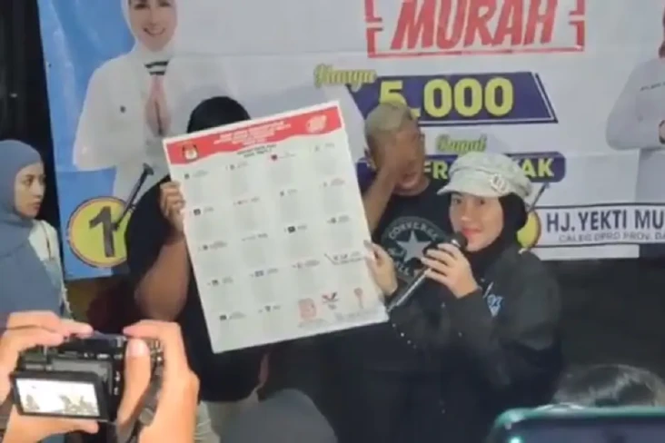 Bazar Minyak Goreng...