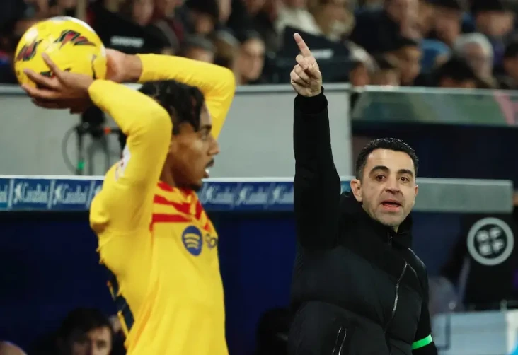 Xavi Hernandez Kecewa...