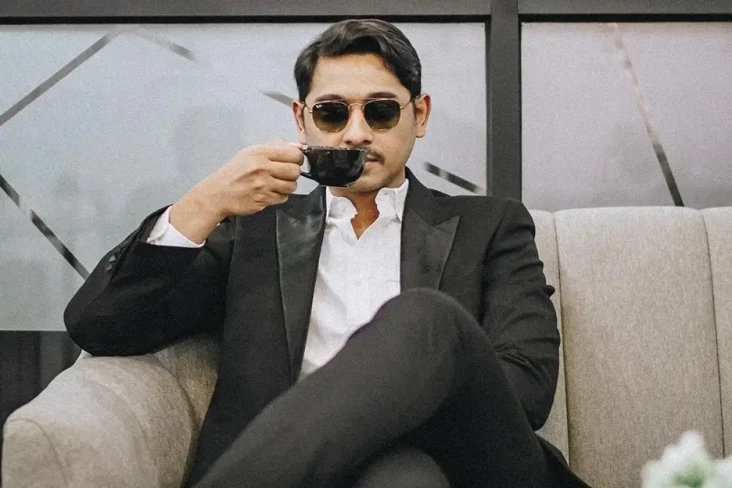 Arya Saloka Parodikan...