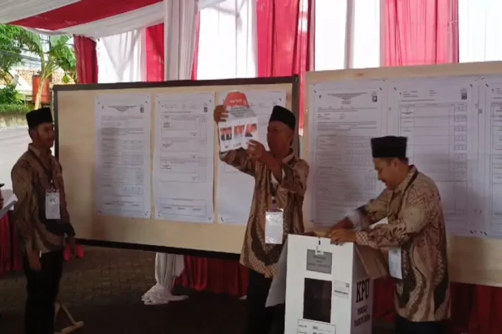 Paslon Nomor Urut 1...