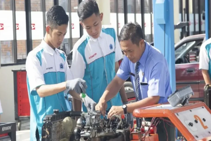 Apakah Lulusan SMK Bisa...