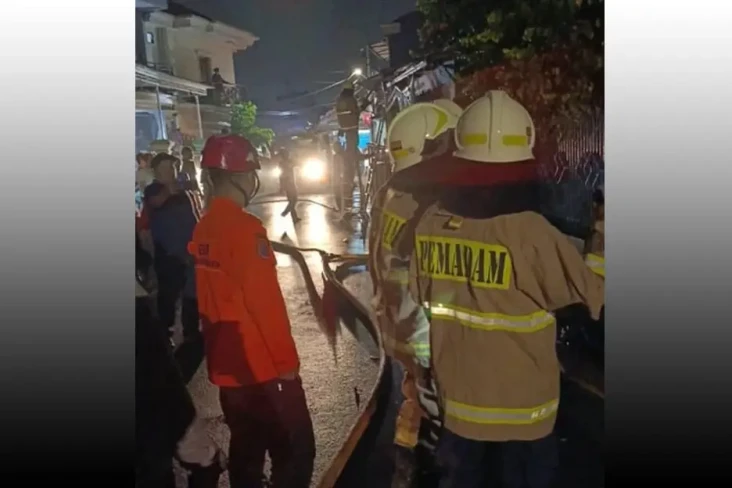 Kebakaran Rumah di Meruya...