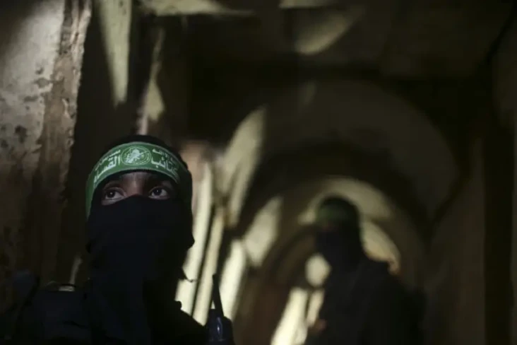 Brigade al-Qassam Tantang...
