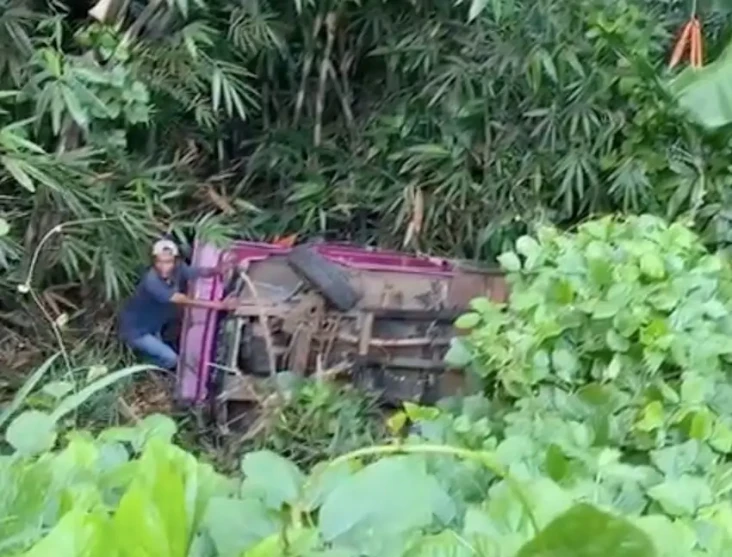 Tragis! Mobil Pengangkut...