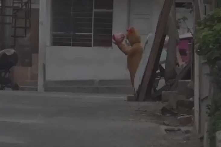 Viral! Aksi Polisi Nyamar...