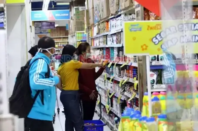 Survei BI: Penjualan...