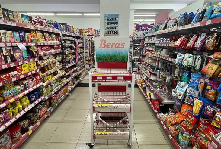Beras Langka di Ritel...