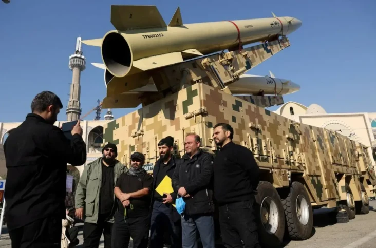 Iran Bangun Sistem Pertahanan...