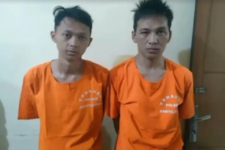Terekam CCTV dan Viral,...