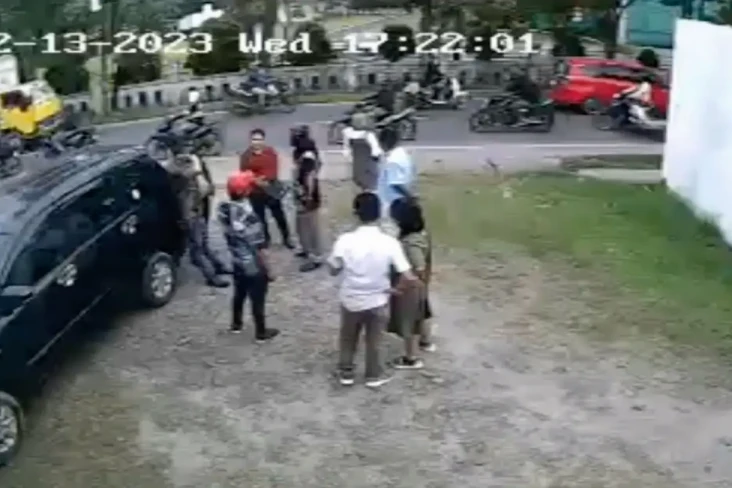 Viral Sekelompok Preman...