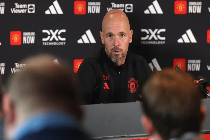 Erik Ten Hag: Terlalu...