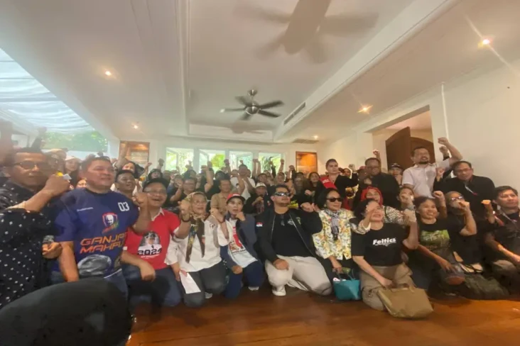 Deklarasi Kemenangan...