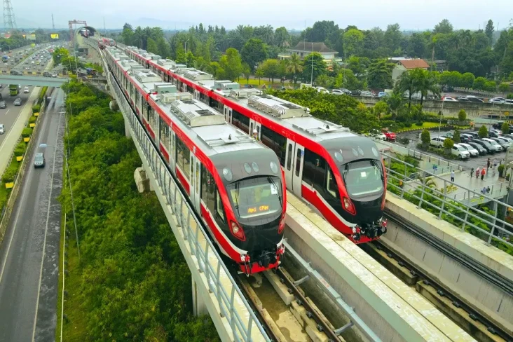 Pencari Kerja Merapat,...