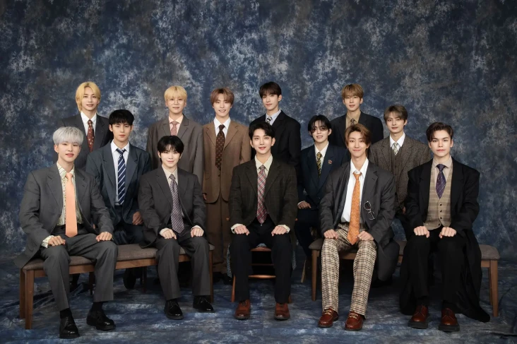 100 Artis K-Pop dengan...