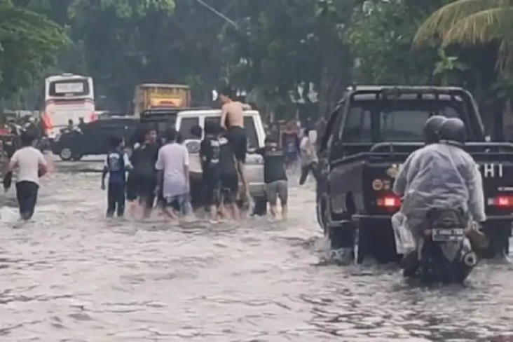 Bandung Masih Dilanda...