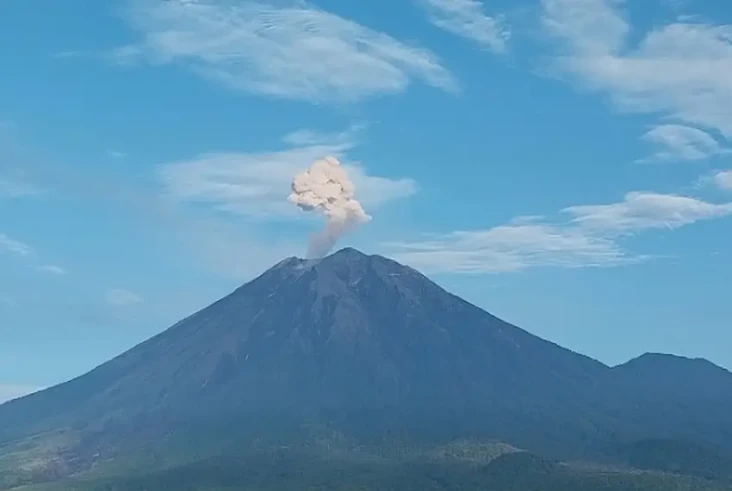 Gunung Semeru 3 Kali...