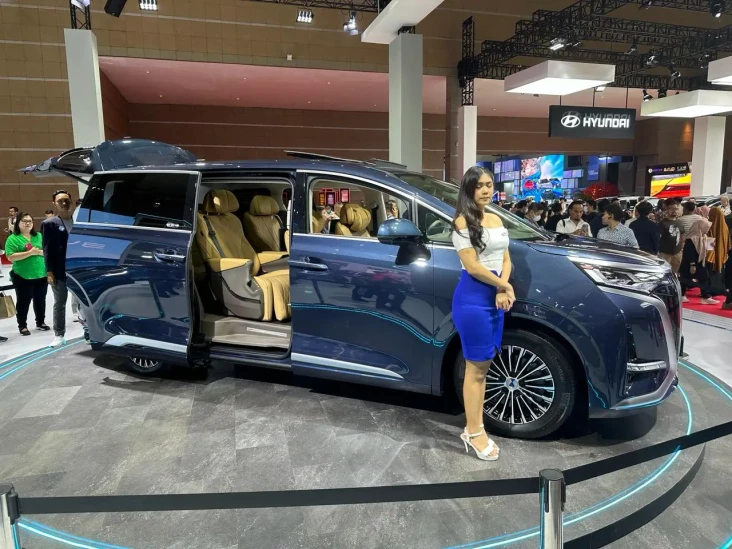BYD Denza D9: Kecanggihan...