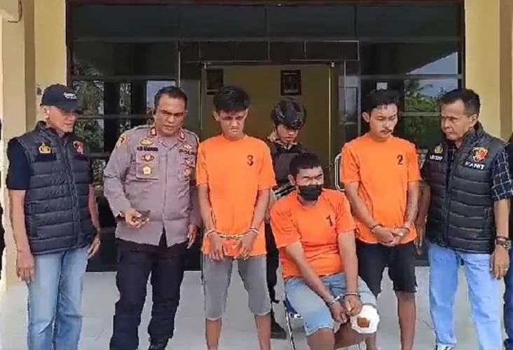 3 Bandit Curanmor Dibekuk,...