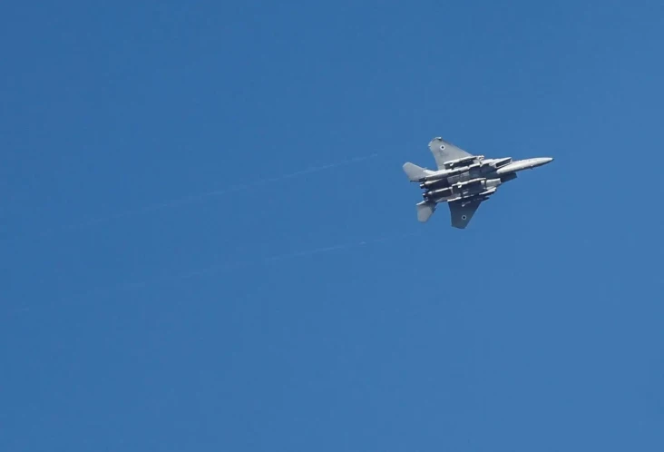 Jet Tempur Israel Serang...