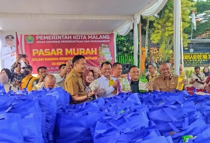 Pemkot Malang Gelar...