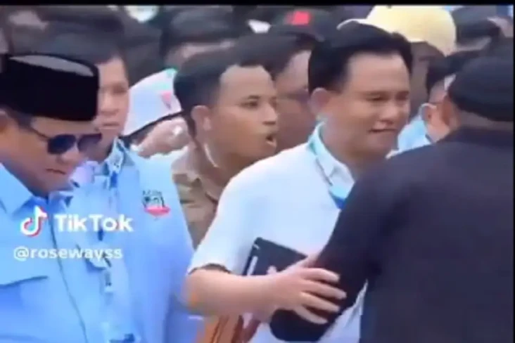 Tak Hanya Tegur Kolonel,...