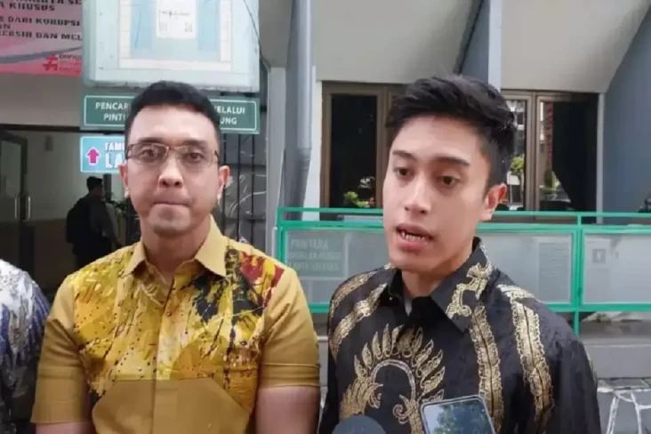 Tim Hukum Aiman Bakal...