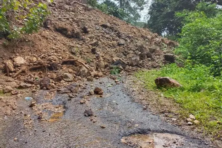 Jalan Blok Sopal Lebak...