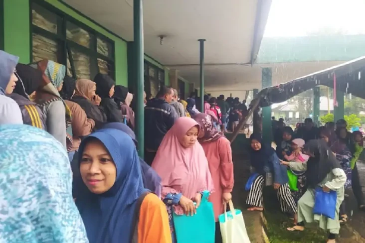 Beras Mahal, Warga Kota...