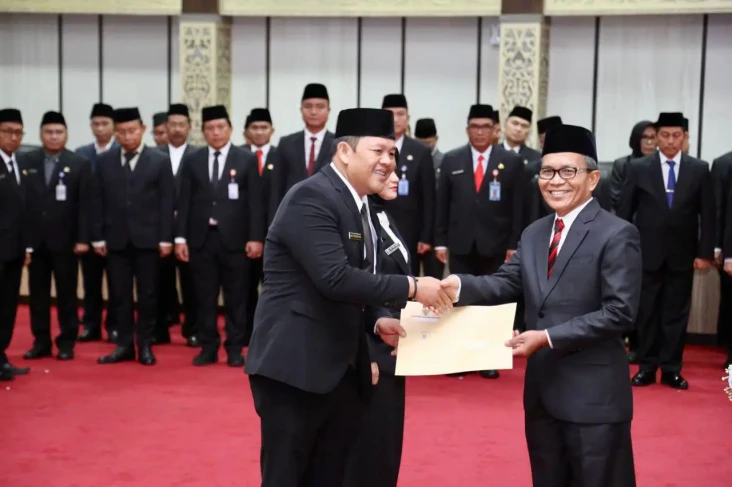 Tingkatkan Pelayanan,...