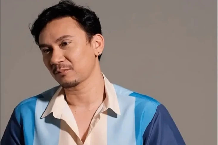 Vincent Rompies Buka...
