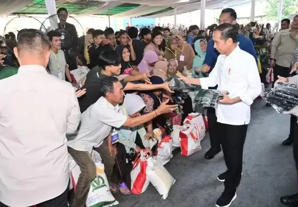 Awal Tahun, Jokowi Habiskan...