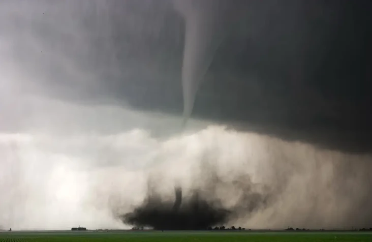 Angin Tornado Muncul...