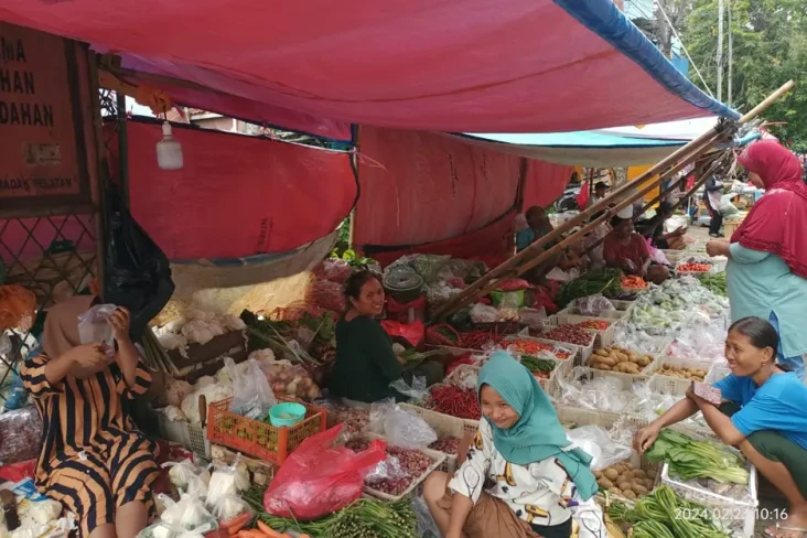 Suara Pedih Pedagang...