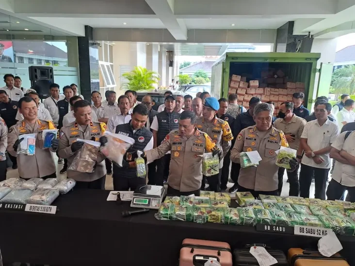 Bongkar Jaringan Pengedar...
