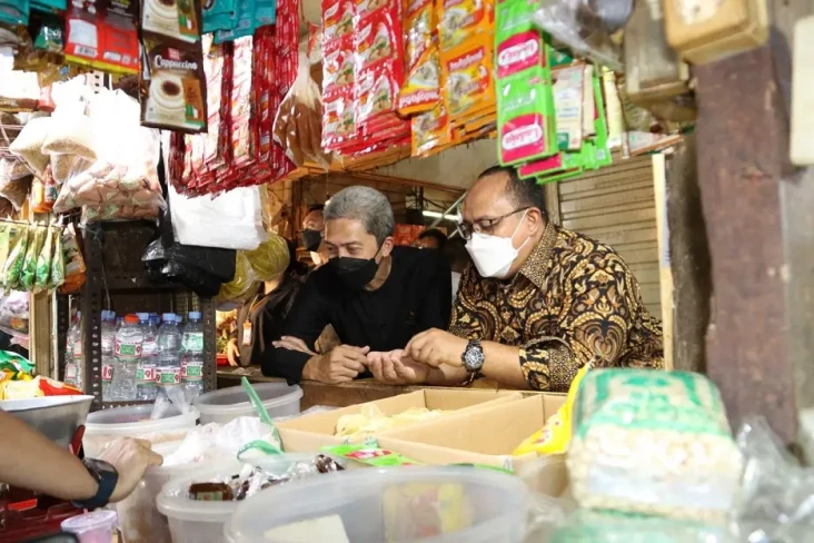 Harga Beras Tinggi Jelang...