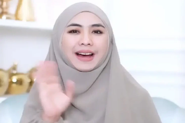 Oki Setiana Dewi Kirim...