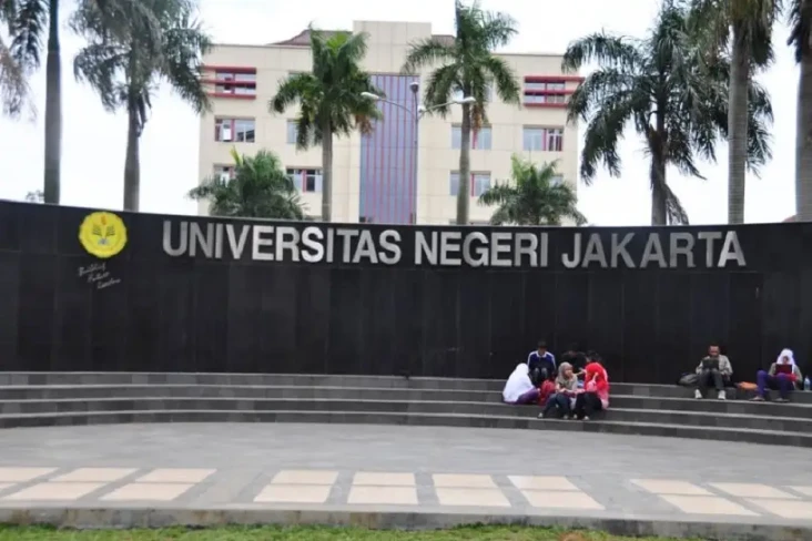 10 Jurusan Kuliah Terketat...