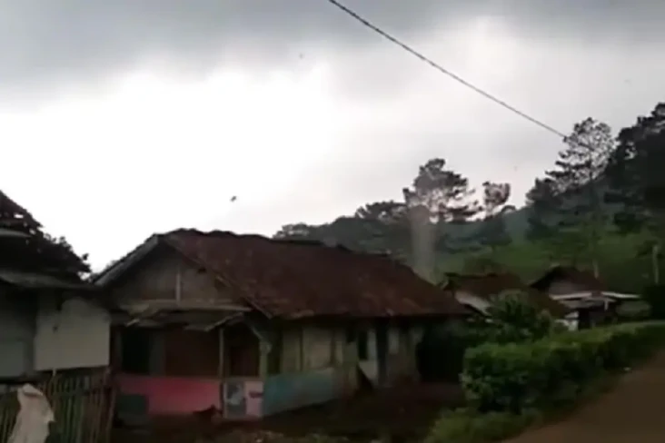 Puting Beliung Kembali...