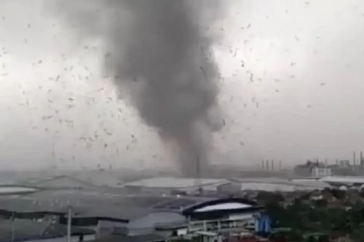 Potensi Angin Puting...