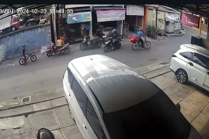 Duit Rp5 Juta Penjual...