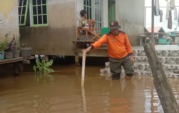 Banjir Rendam Sintang...