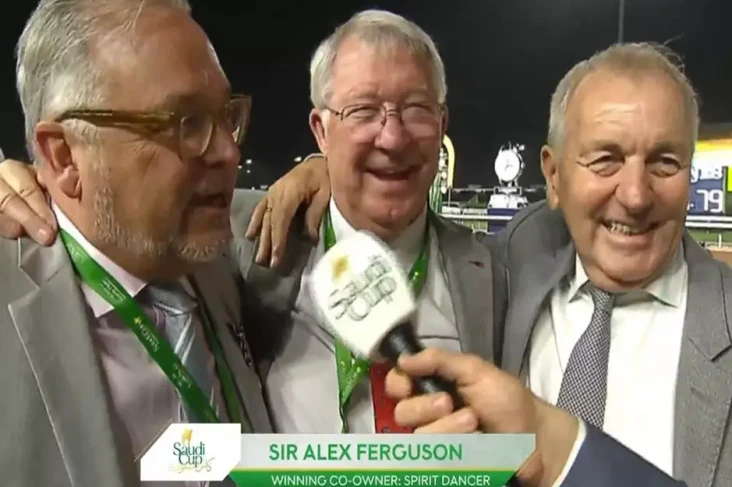 Sir Alex Ferguson Menangkan...